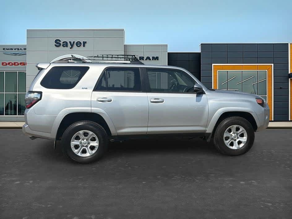 Used 2022 Toyota 4Runner SR5 Premium AWD/4WD image 8