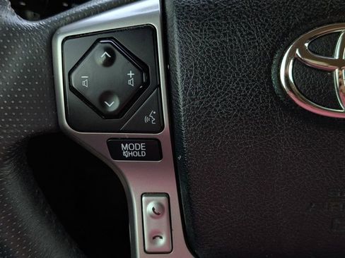 Used 2020 Toyota 4Runner SR5 RWD image 17
