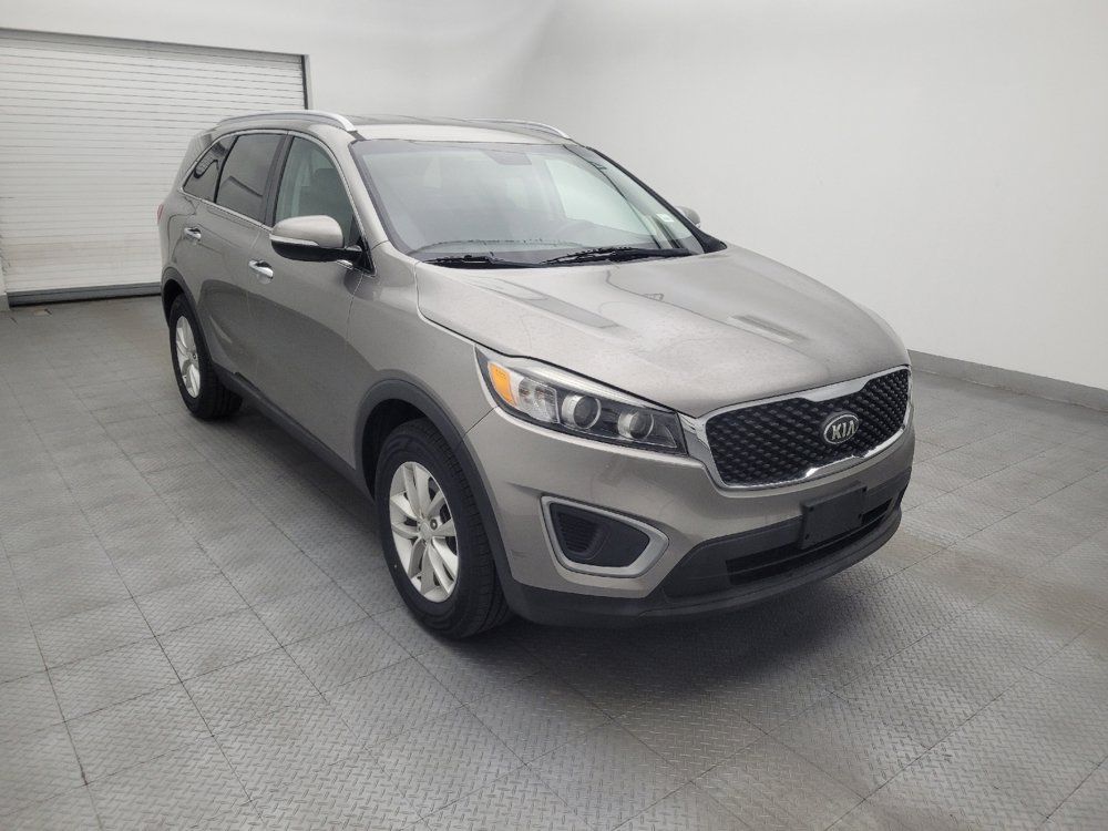 Used 2017 Kia Sorento FWD w/ LX Convenience Package image 11