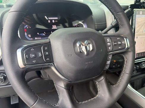Used 2025 RAM 3500 Laramie AWD/4WD image 15