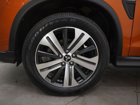 Used 2020 Mitsubishi Outlander Sport ES image 25