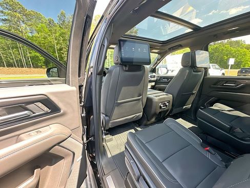 New 2026 GMC Yukon XL Elevation w/ Elevation Premium Package AWD/4WD image 17