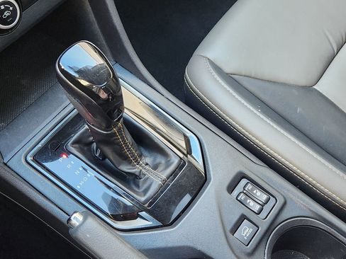 Used 2022 Subaru Crosstrek 2.5i Sport w/ Moonroof Package image 25