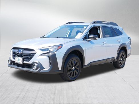 Certified 2024 Subaru Outback Premium AWD/4WD image 3