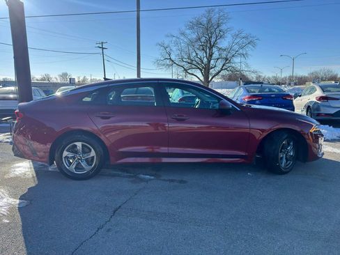 Used 2021 Kia K5 LXS image 9