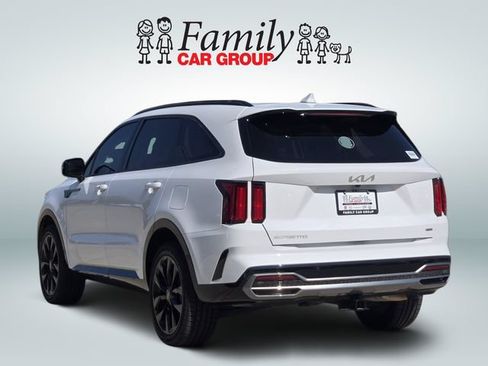 Used 2023 Kia Sorento SX AWD/4WD image 3