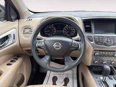 Used 2018 Nissan Pathfinder SL w/ SL Premium Package AWD/4WD image 11