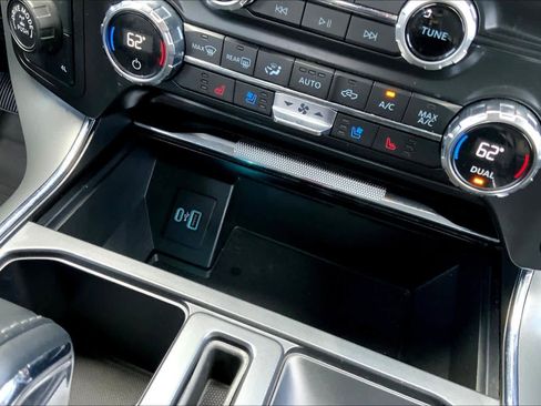 Used 2021 Ford F150 Lariat image 35