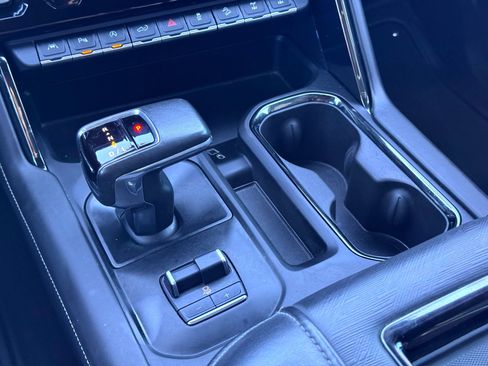 Used 2022 GMC Sierra 1500 AT4X image 30