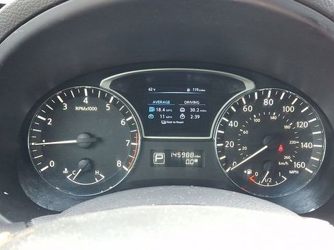 Used 2015 Nissan Altima 2.5 SV FWD image 32