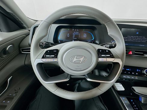 New 2026 Hyundai Elantra Sport FWD image 11