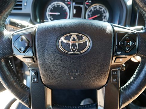 Used 2024 Toyota 4Runner TRD Off-Road Premium w/ Off Road Premium Plus Package AWD/4WD image 25