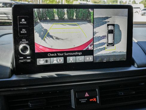 Certified 2025 Honda Pilot TrailSport image 24