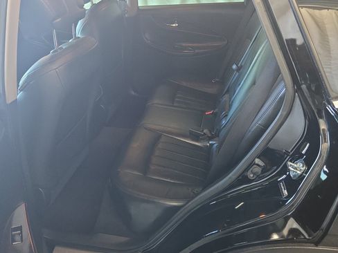 Used 2017 INFINITI QX50 2WD w/ Deluxe Touring Package image 14