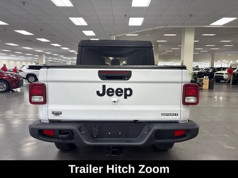 Used 2021 Jeep Gladiator Sport w/ Trailer Tow Package AWD/4WD image 6