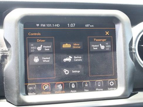 Used 2023 Jeep Wrangler Unlimited Sahara w/ Cold Weather Group AWD/4WD image 23