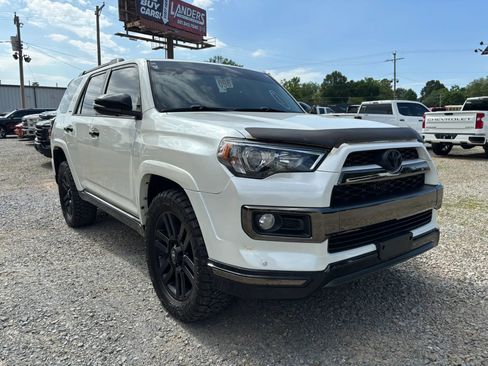 Used 2019 Toyota 4Runner Limited AWD/4WD image 5
