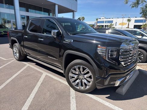 Used 2023 GMC Sierra 1500 Denali w/ Denali Reserve Package image 8