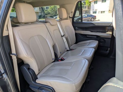 Used 2024 Ford Expedition Max Limited image 27