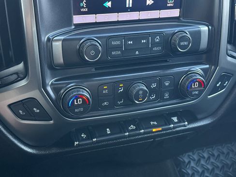 Used 2015 Chevrolet Silverado 2500 LT w/ LT Convenience Package AWD/4WD image 20
