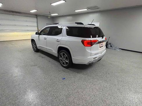 Used 2017 GMC Acadia Denali FWD image 5
