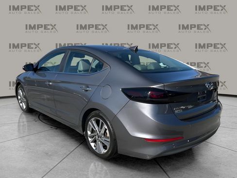 Used 2017 Hyundai Elantra Limited w/ Limited Tech Package 04 image 3