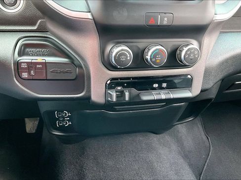 Used 2021 RAM 2500 Big Horn AWD/4WD image 16