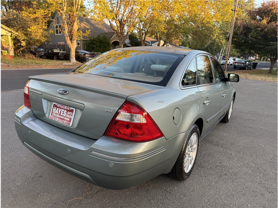 Used 2005 Ford Five Hundred SEL FWD image 5