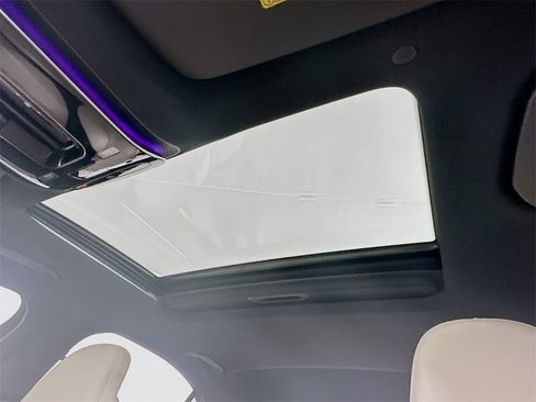 Used 2023 Mercedes-Benz C 300 4MATIC Sedan image 21