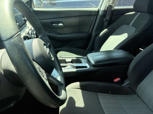 Used 2020 Nissan Sentra SV FWD image 6