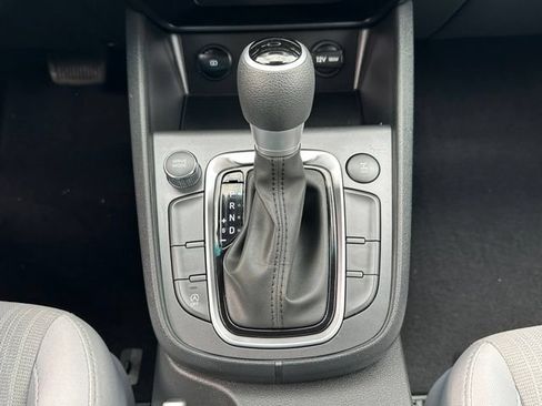 Used 2023 Hyundai Kona SEL AWD/4WD image 31