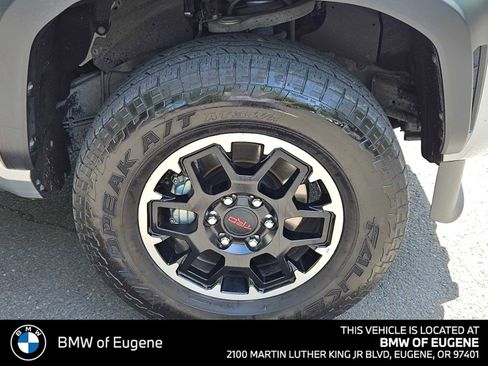 Used 2024 Toyota Tacoma TRD Off-Road AWD/4WD image 9