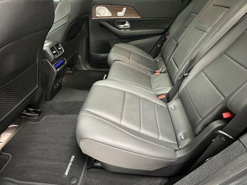 New 2025 Mercedes-Benz GLS 450 4MATIC image 23