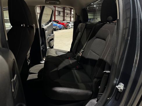 Used 2019 Chevrolet Colorado LT image 18