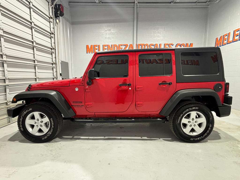 Used 2014 Jeep Wrangler Unlimited Sport w/ Quick Order Package 24S AWD/4WD image 2