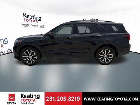 Used 2025 Ford Explorer ST-Line AWD/4WD image 4