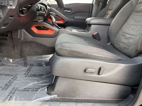 Used 2024 Nissan Frontier PRO-4X w/ Pro Convenience Package image 21