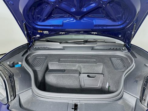 Used 2025 Porsche Macan Electric image 33