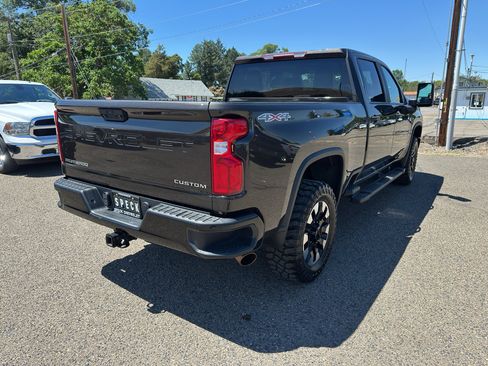 Used 2020 Chevrolet Silverado 2500 Custom w/ Custom Value Package AWD/4WD image 5