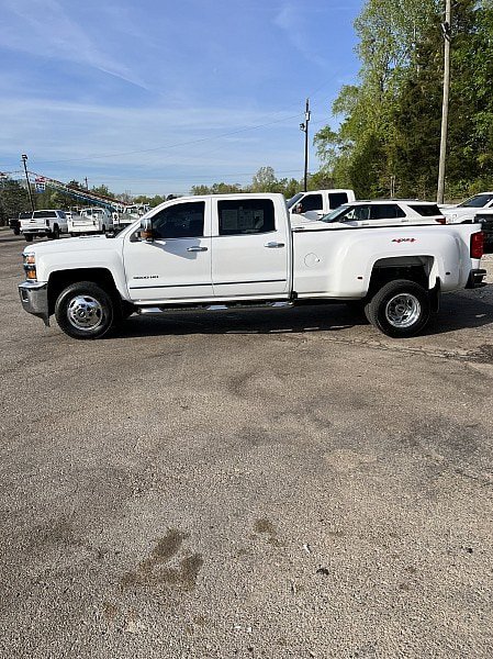 Used 2016 Chevrolet Silverado 3500 LTZ w/ Duramax Plus Package AWD/4WD image 4