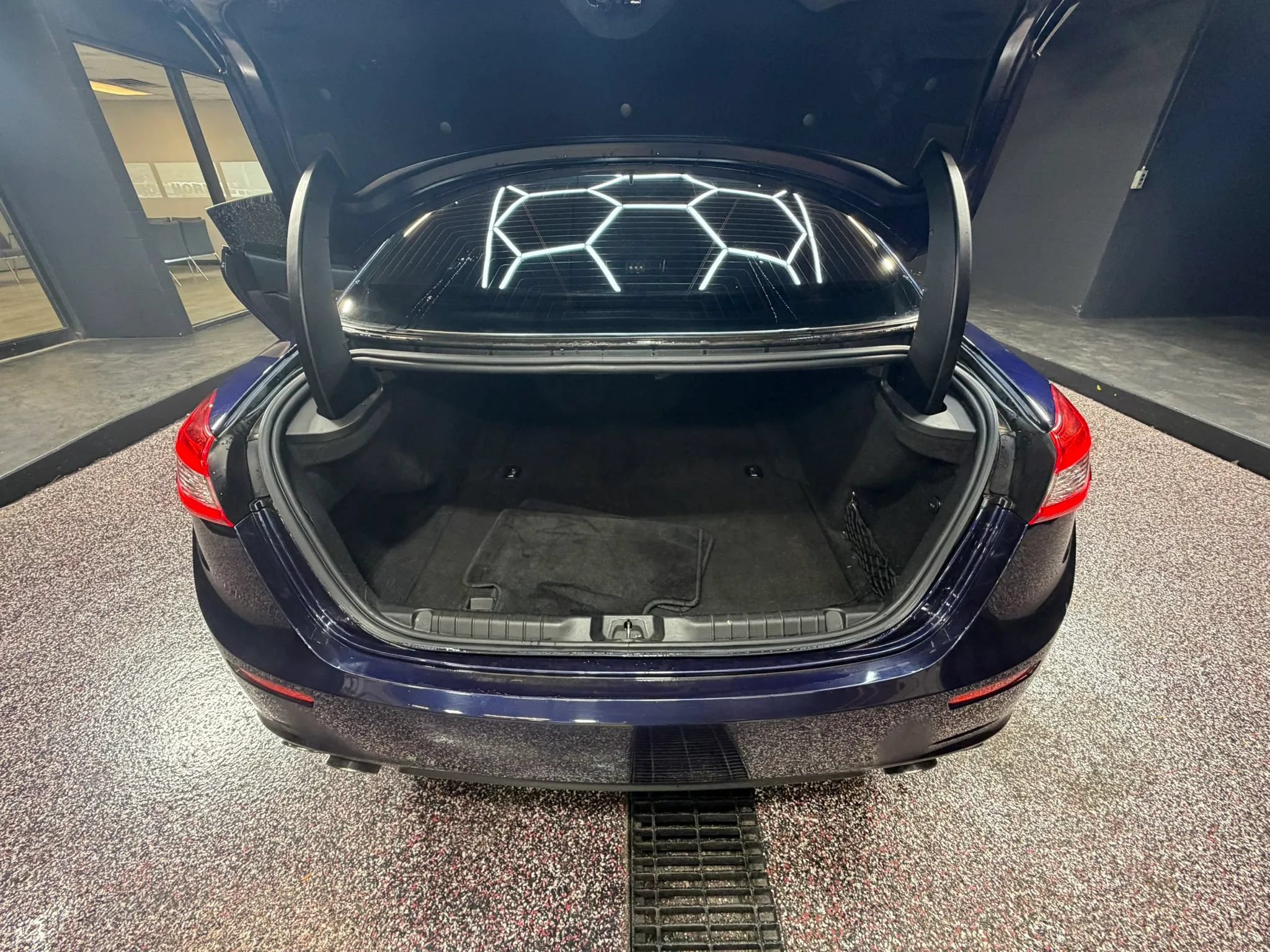 Used 2017 Maserati Ghibli S Q4 AWD/4WD image 37