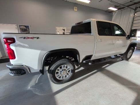 New 2026 Chevrolet Silverado 3500 LT w/ True North Edition image 7