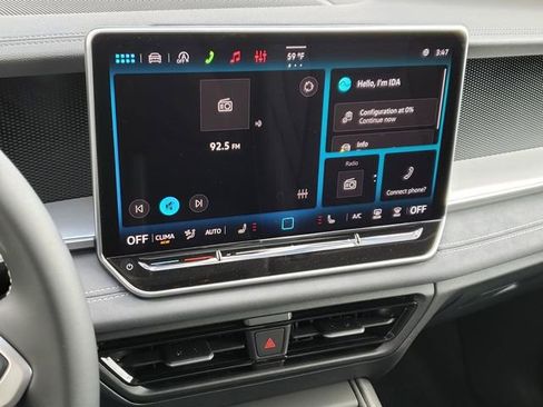 New 2026 Volkswagen Tiguan SE image 11