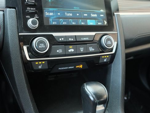 Used 2020 Honda Civic Touring image 22
