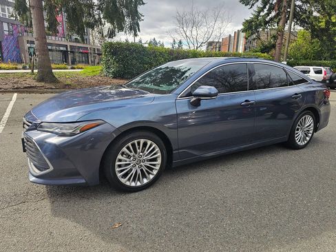 Used 2020 Toyota Avalon Limited w/ Advanced Safety Package image 1