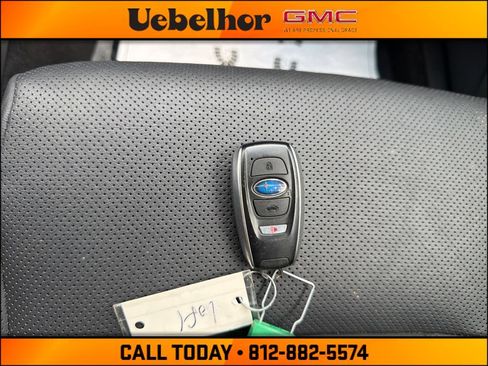 Used 2023 Subaru Ascent Limited AWD/4WD image 37