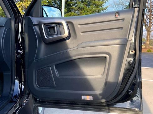 Used 2013 Honda Ridgeline RTL image 22