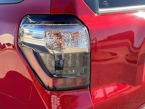 Used 2020 Toyota 4Runner SR5 image 27