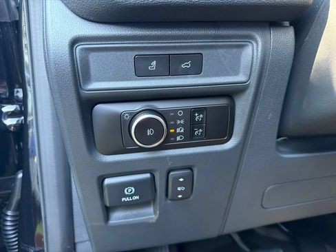 Used 2023 Ford Expedition Max Limited RWD image 21