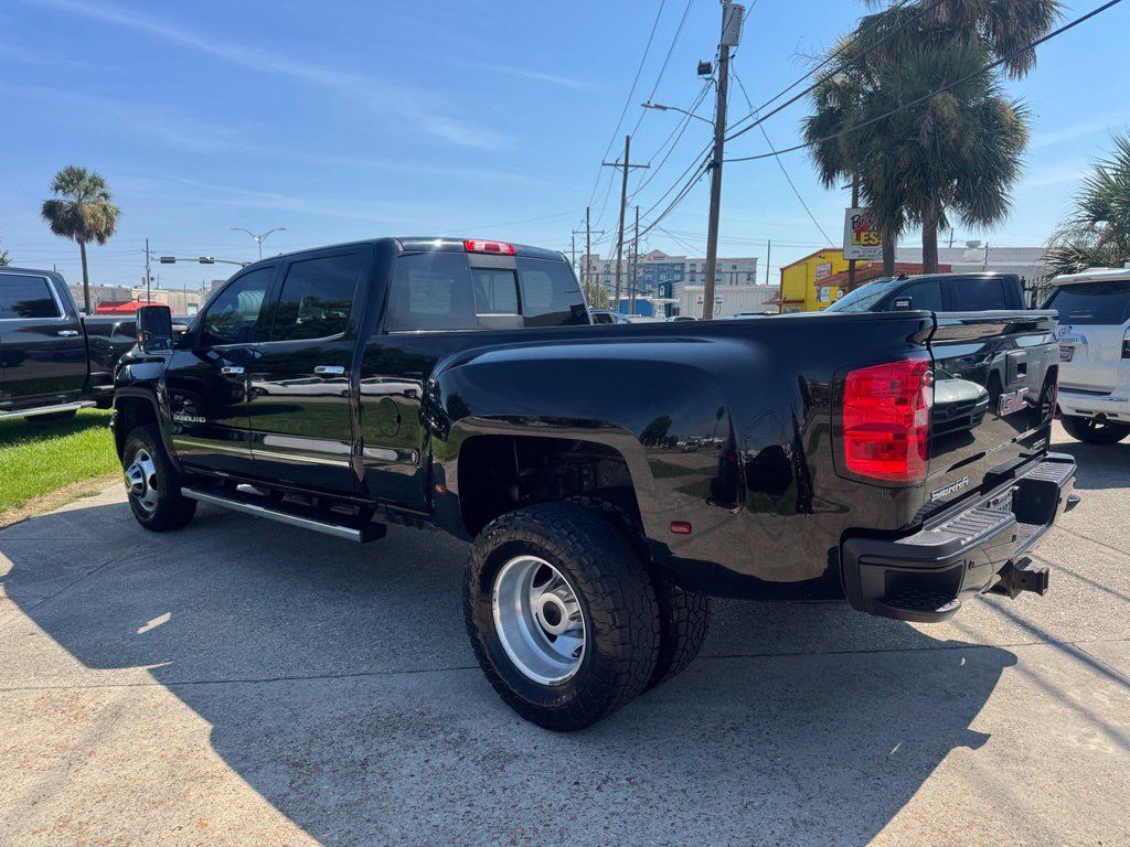 Used 2017 GMC Sierra 3500 Denali w/ Duramax Plus Package AWD/4WD image 5